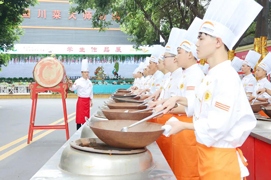 这才是成都新东方学子的样子！