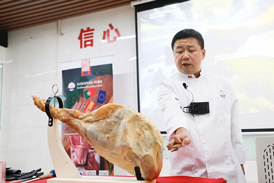 大师进校园|西餐大厨进校园，“火腿”抢先吃