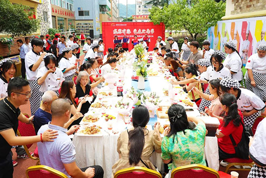 家长鉴证会 | 年少的青春，感恩有你，爱在父亲节！